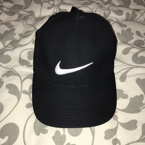 Nike golf hat